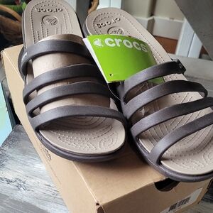 CROCS Size 10 Women's Dark Brown Sandals
